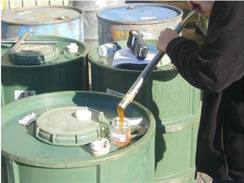 40-gallon plastic drums